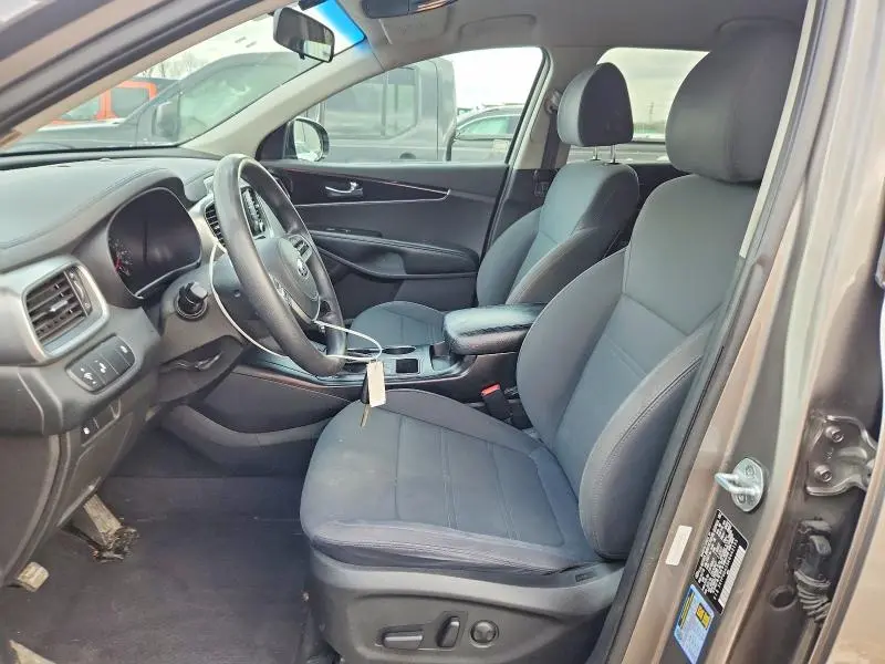2019 KIA SORENTO LX V6  