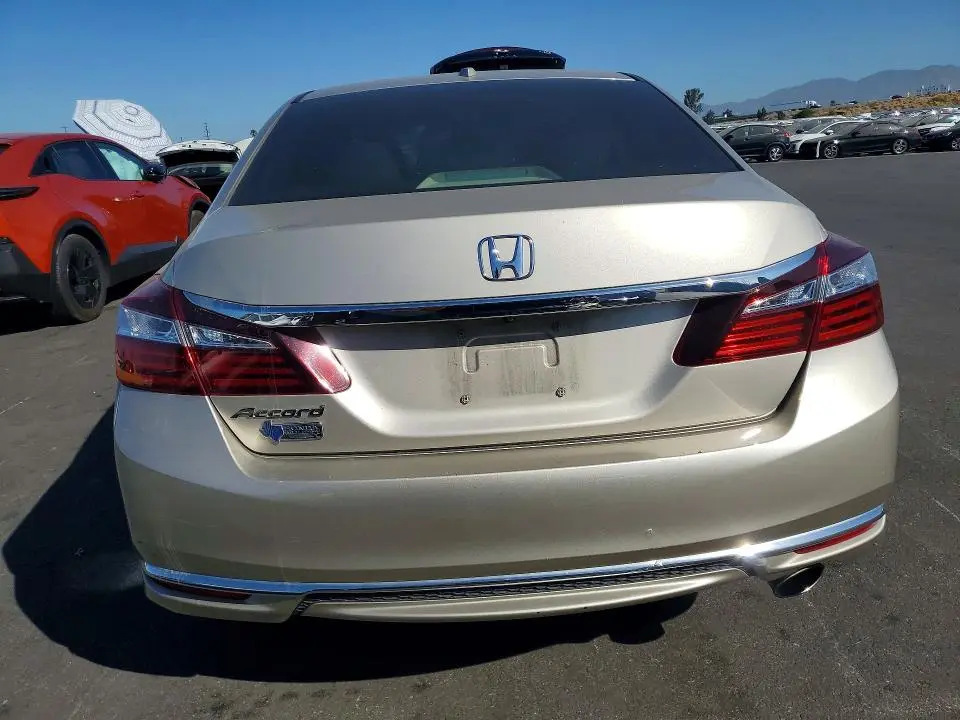 2016 HONDA ACCORD EX  