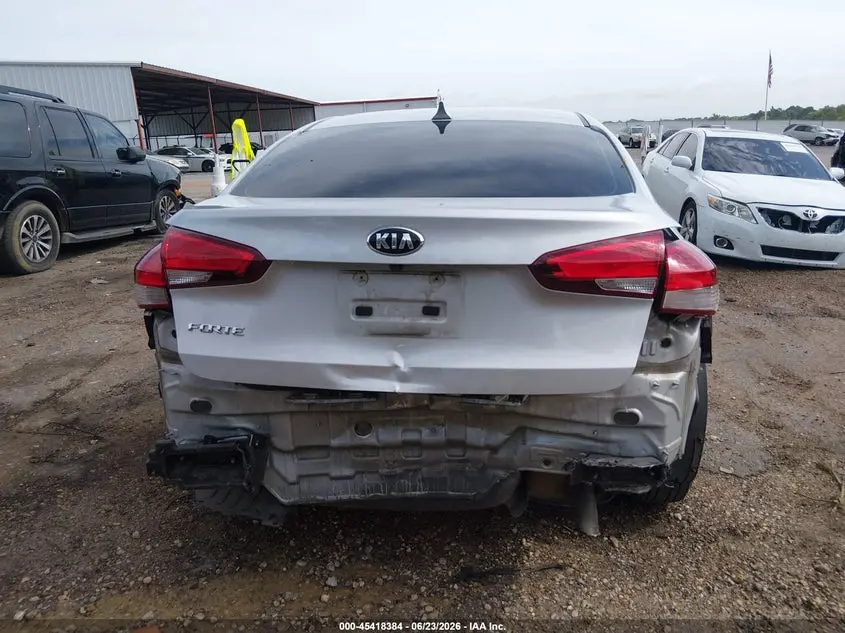 2018 KIA FORTE LX