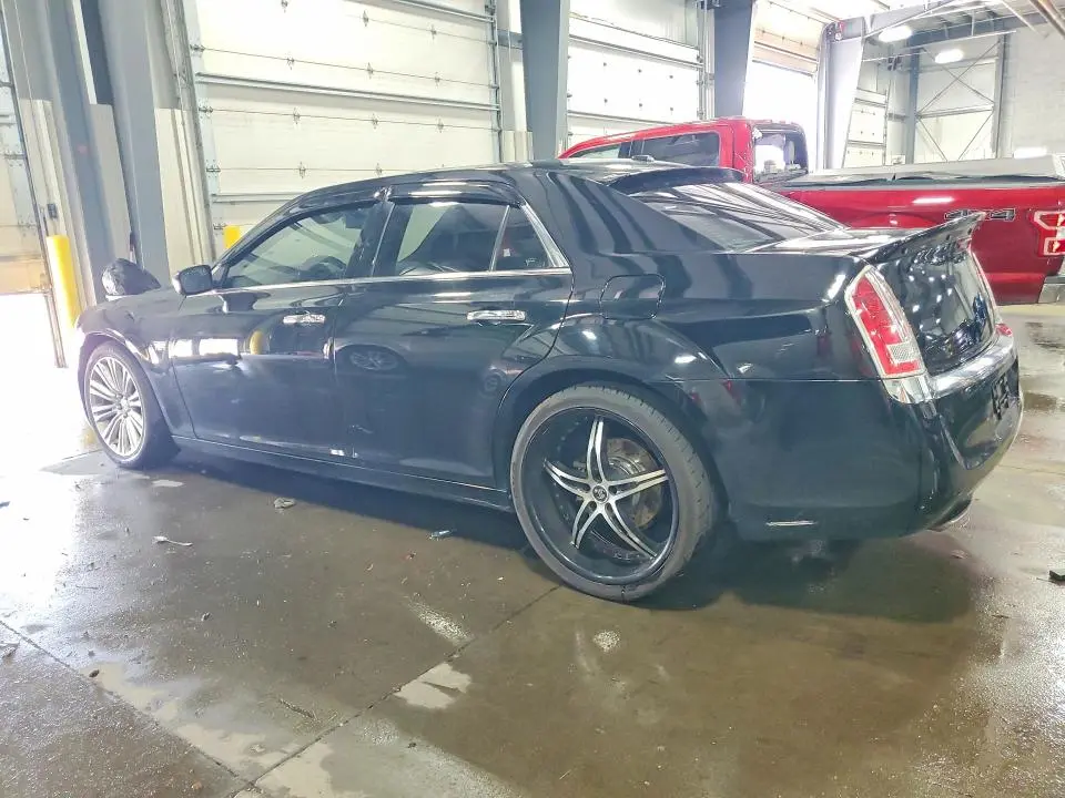 2012 CHRYSLER 300C   