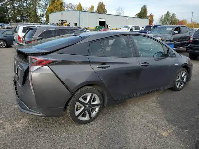 2016 TOYOTA PRIUS   