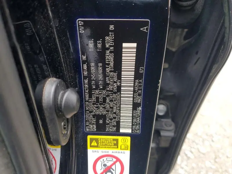 2017 TOYOTA HIGHLANDER XLE  