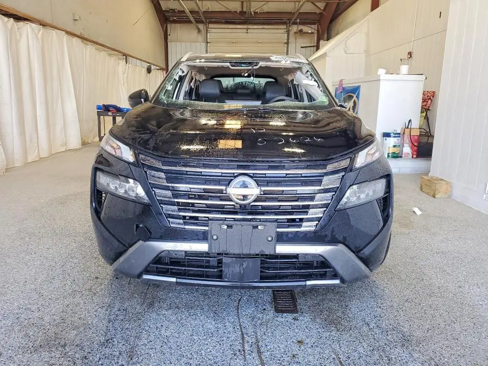 2026 NISSAN ROGUE SL  