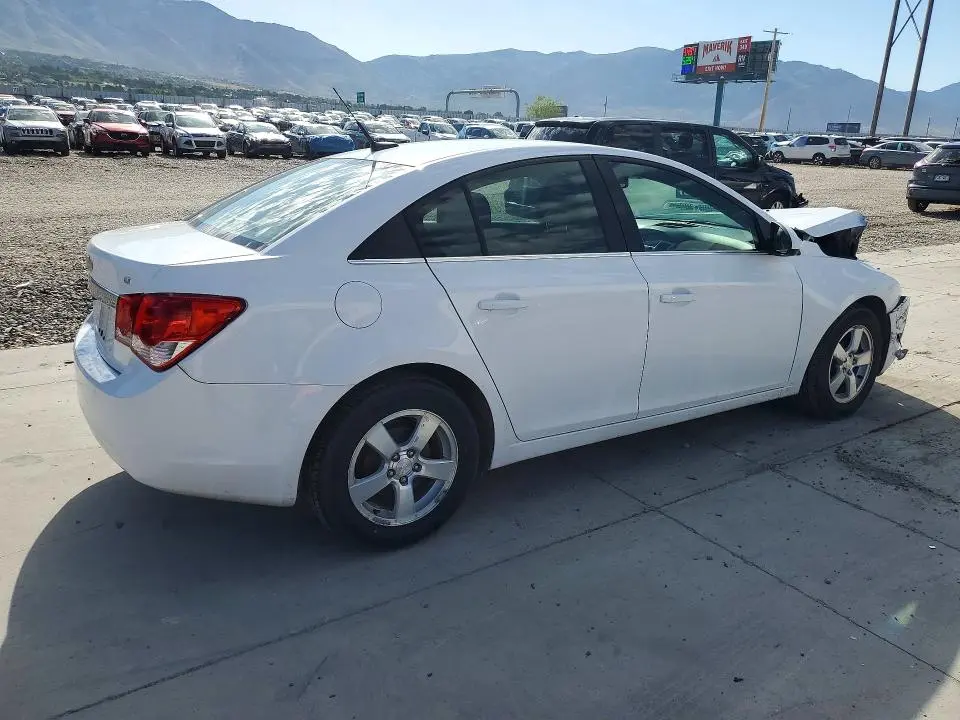 2012 CHEVROLET CRUZE LT  