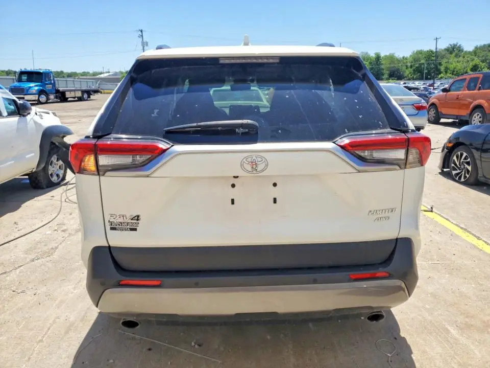 2019 TOYOTA RAV4 LIMITED  
