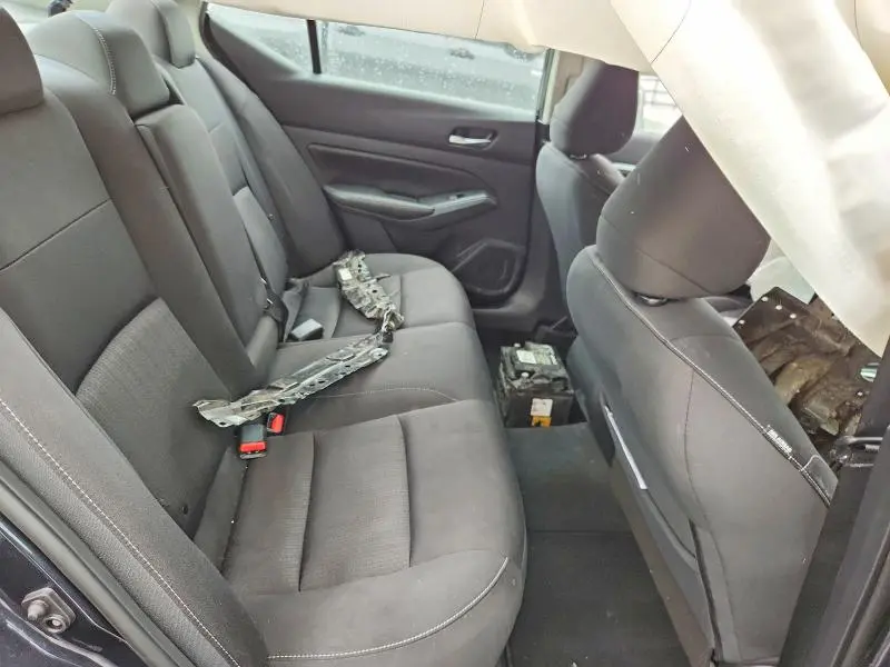 2022 NISSAN ALTIMA SV  
