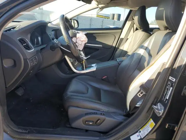 2015 VOLVO S60 PLATINUM  