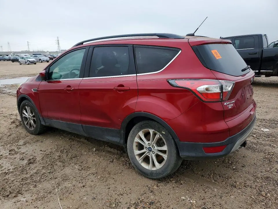2017 FORD ESCAPE SE  