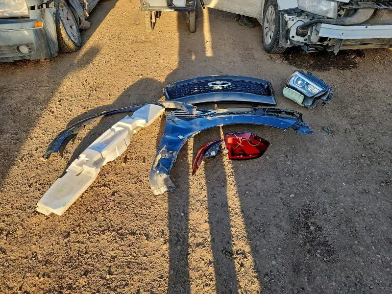 2022 INFINITI QX80 LUXE  