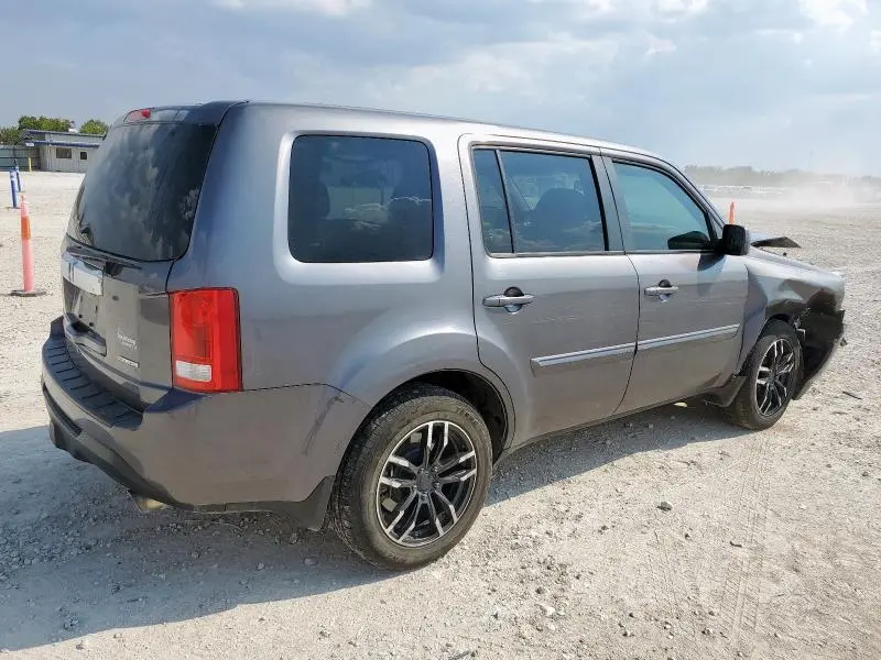 2015 HONDA PILOT SE  