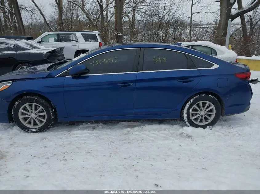2019 HYUNDAI SONATA SE