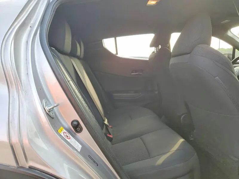 2018 TOYOTA C-HR XLE PREMIUM  