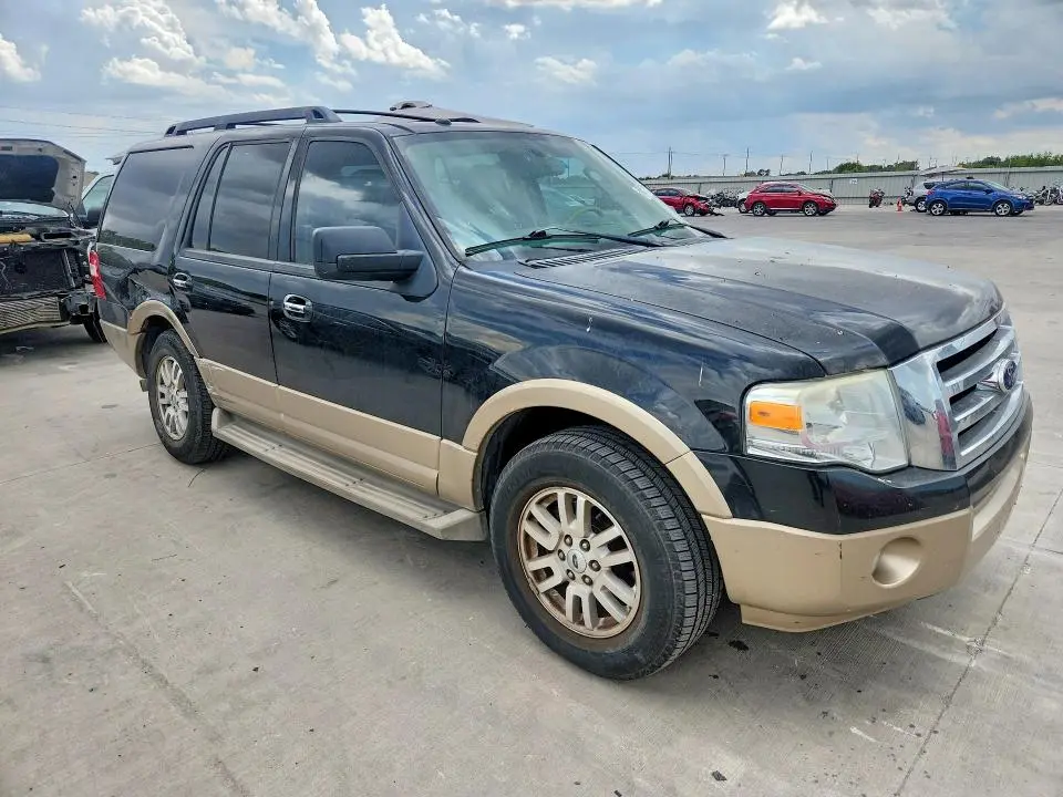 2011 FORD EXPEDITION XLT  