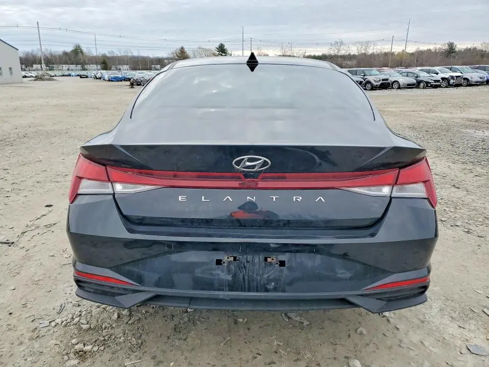 2022 HYUNDAI ELANTRA SEL  