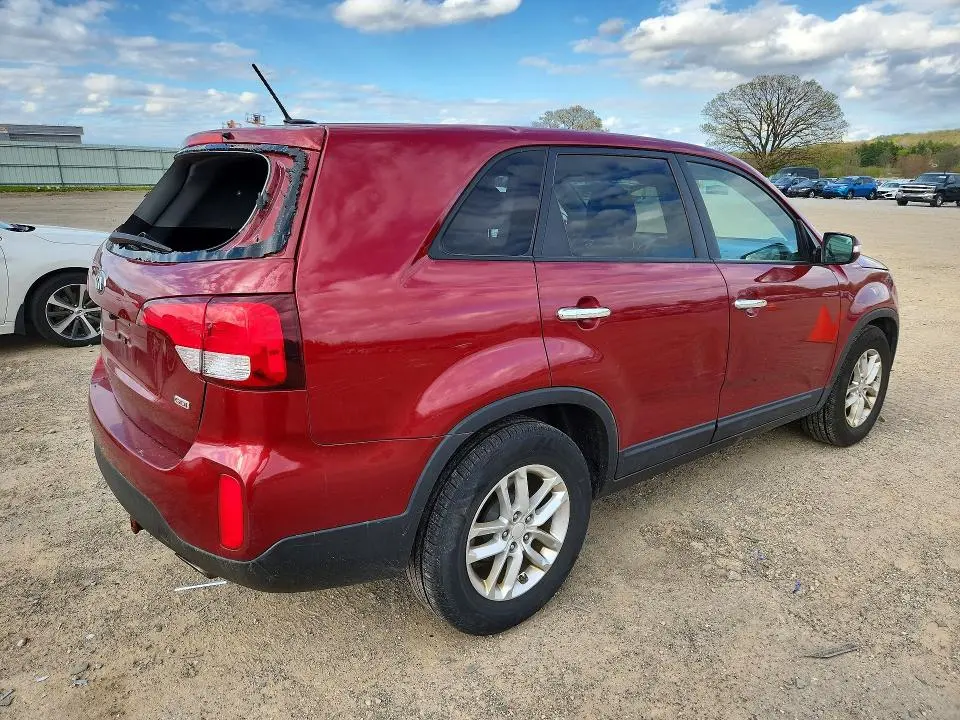 2015 KIA SORENTO LX  