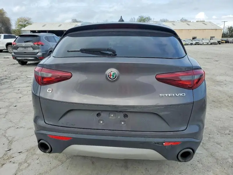 2018 ALFA ROMEO STELVIO   