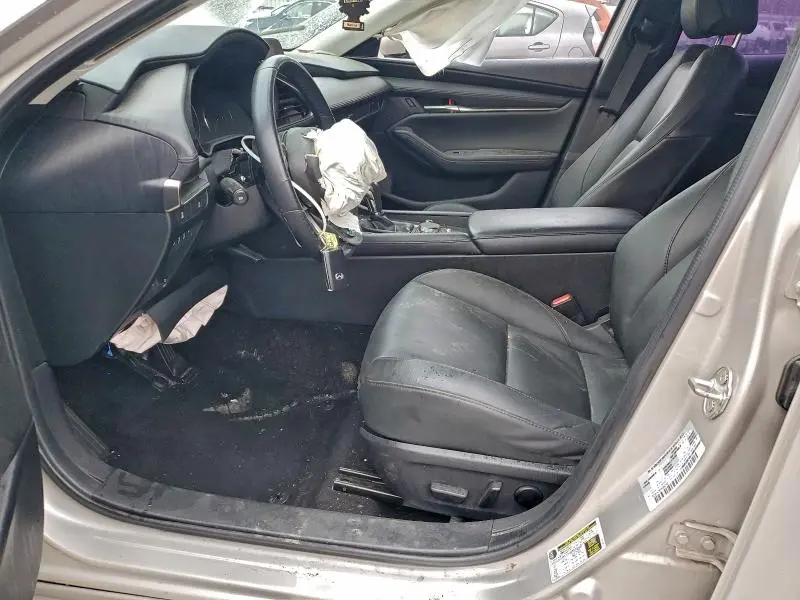 2023 MAZDA 3 PREFERRED  