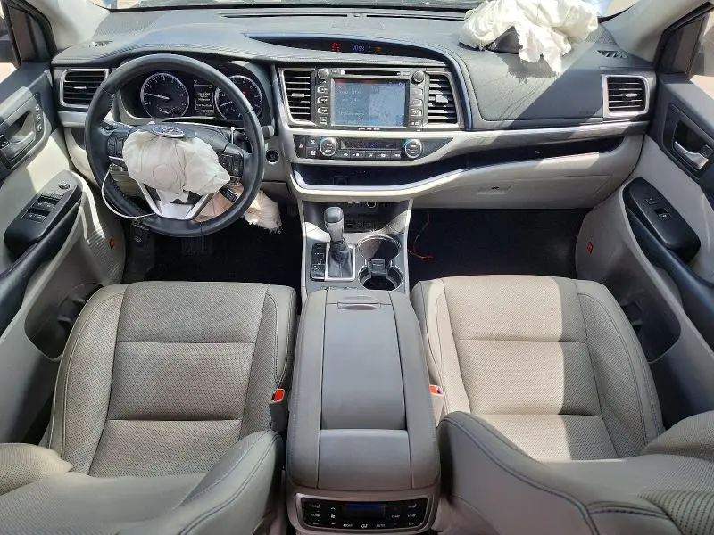 2019 TOYOTA HIGHLANDER LIMITED PLATINUM  