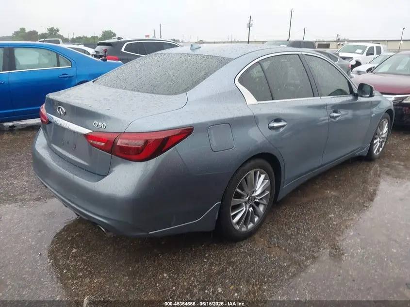 2018 INFINITI Q50 2.0T LUXE