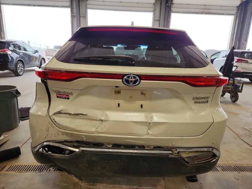 2021 TOYOTA VENZA LIMITED  