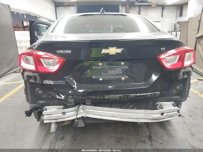 2019 CHEVROLET CRUZE LT