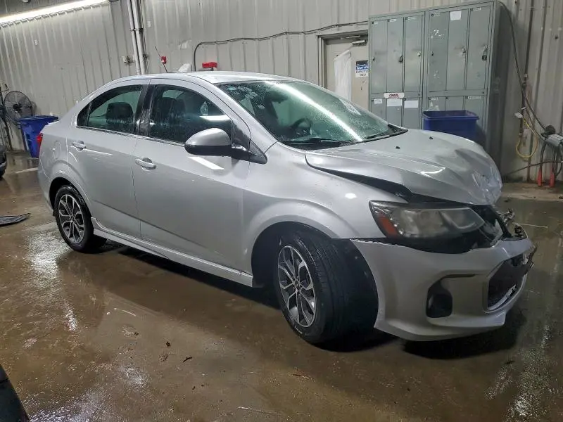 2017 CHEVROLET SONIC LT  