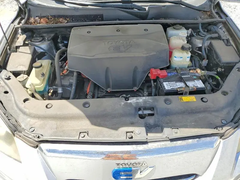 2013 TOYOTA RAV4 EV BASE  