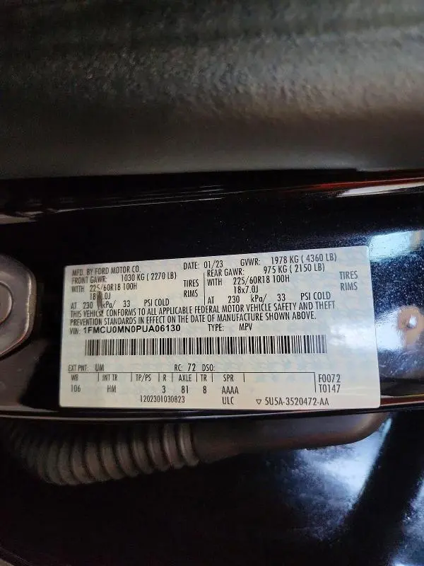 2023 FORD ESCAPE ST LINE  