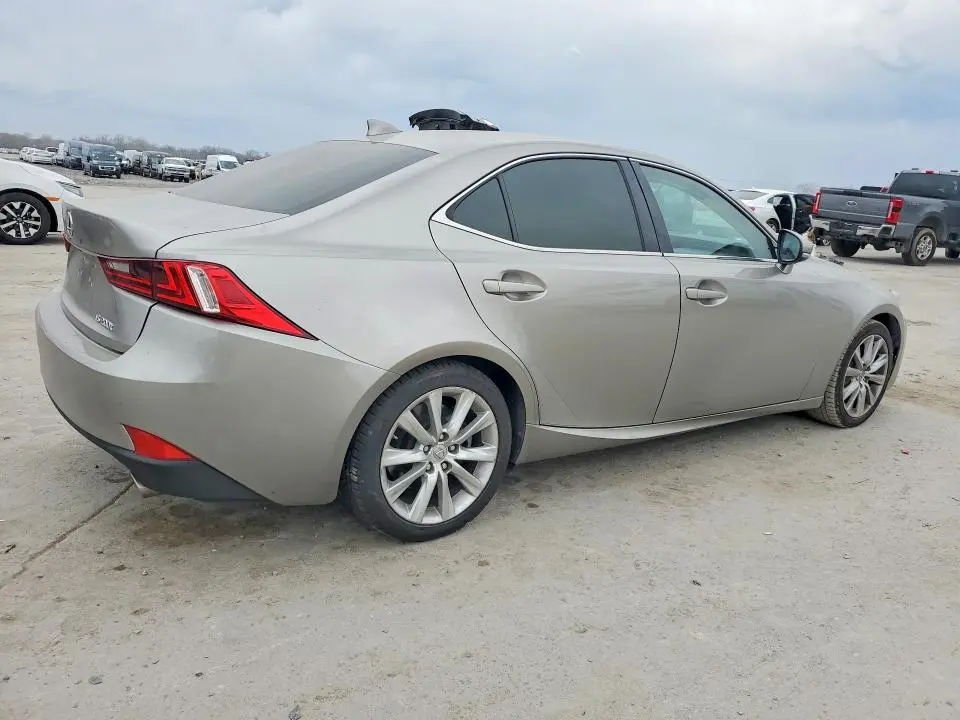 2016 LEXUS IS 200T BASE  