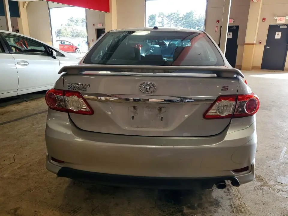 2011 TOYOTA COROLLA S  