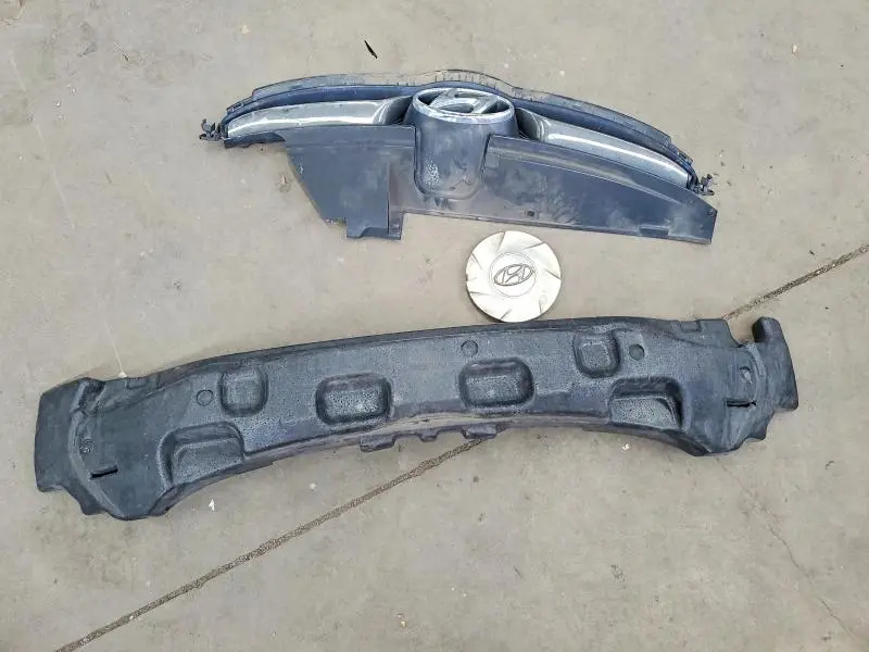 2012 HYUNDAI ELANTRA LIMITED  