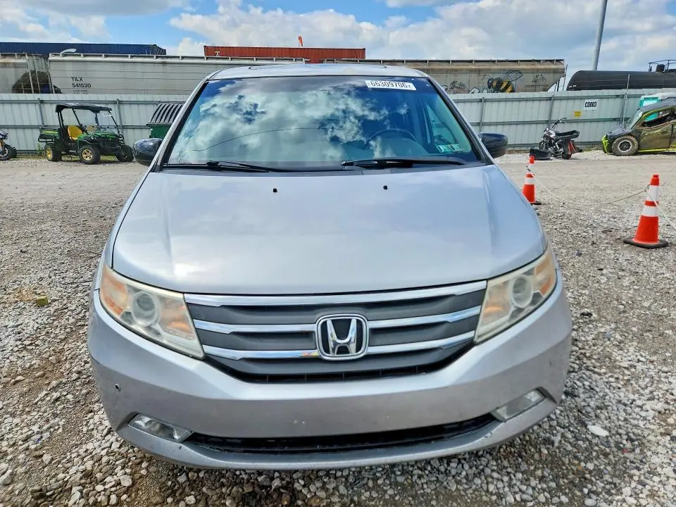 2011 HONDA ODYSSEY TOURING  