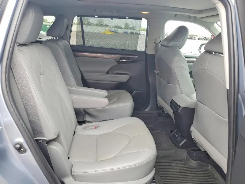 2021 TOYOTA HIGHLANDER HYBRID PLATINUM  