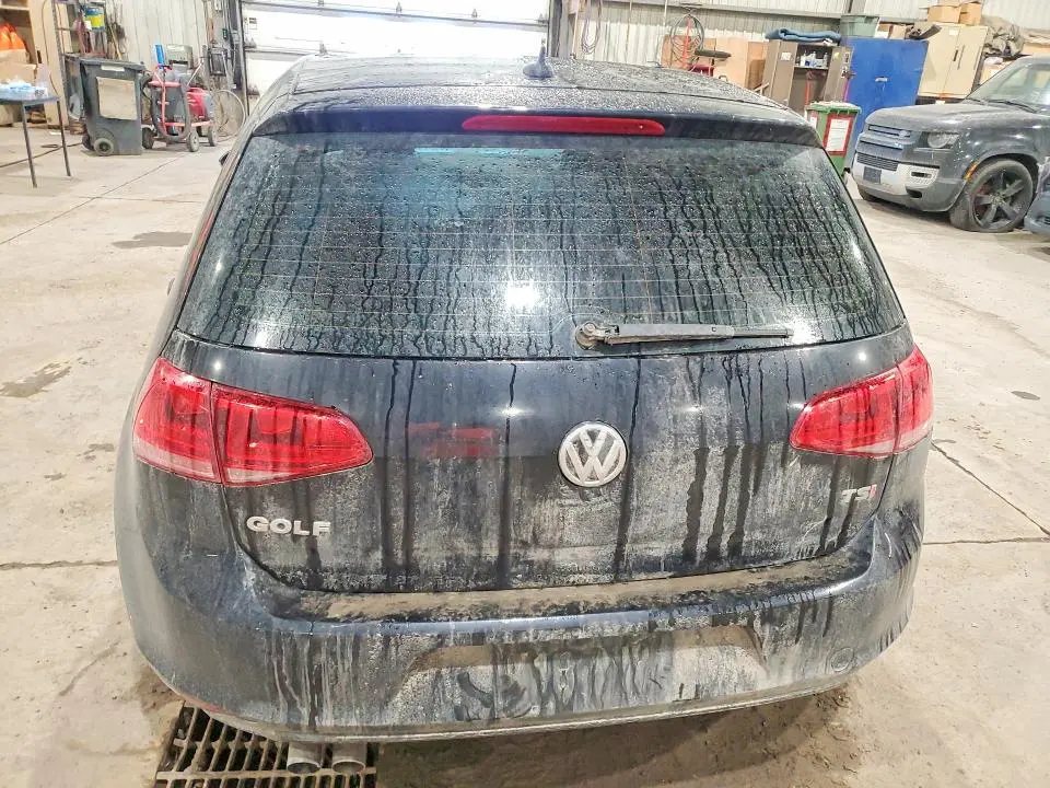 2015 VOLKSWAGEN GOLF   