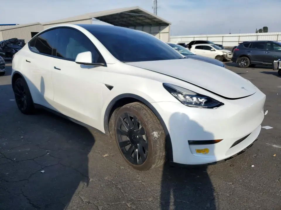 2022 TESLA MODEL Y   