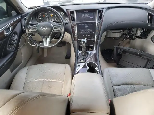 2018 INFINITI Q50 LUXE  