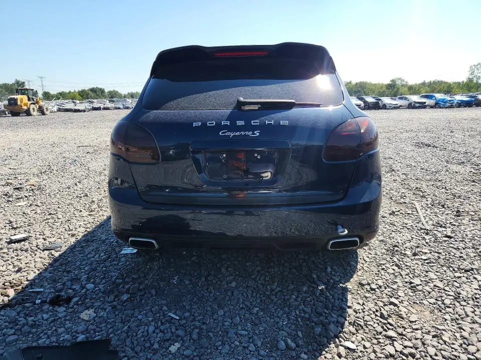 2013 PORSCHE CAYENNE S  