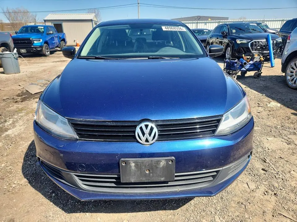 2011 VOLKSWAGEN JETTA BASE  