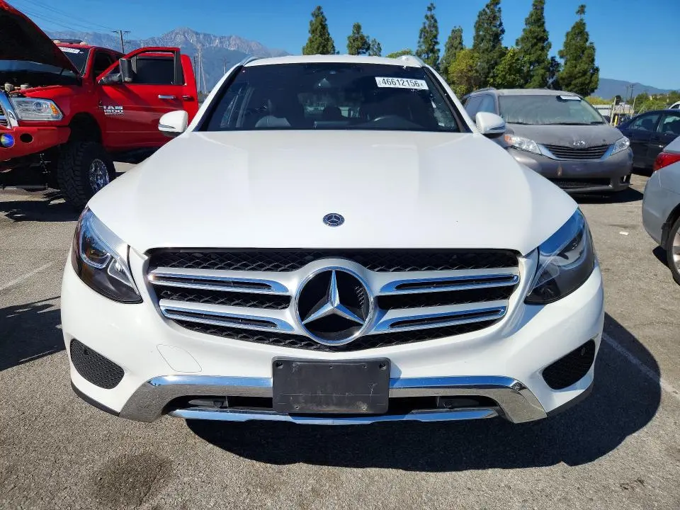 2019 MERCEDES-BENZ GLC 300  