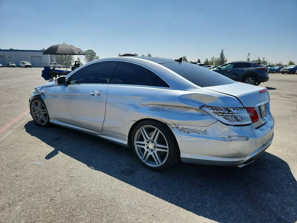 2010 MERCEDES-BENZ E 550  