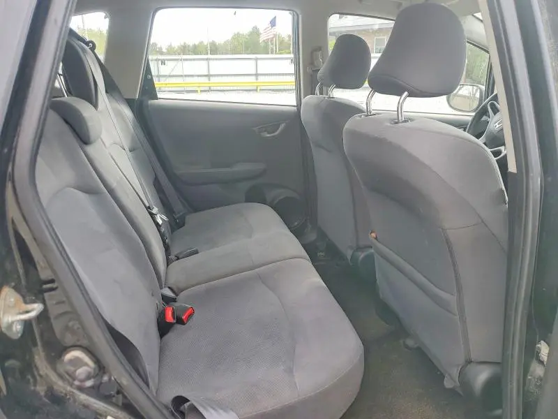 2013 HONDA FIT   