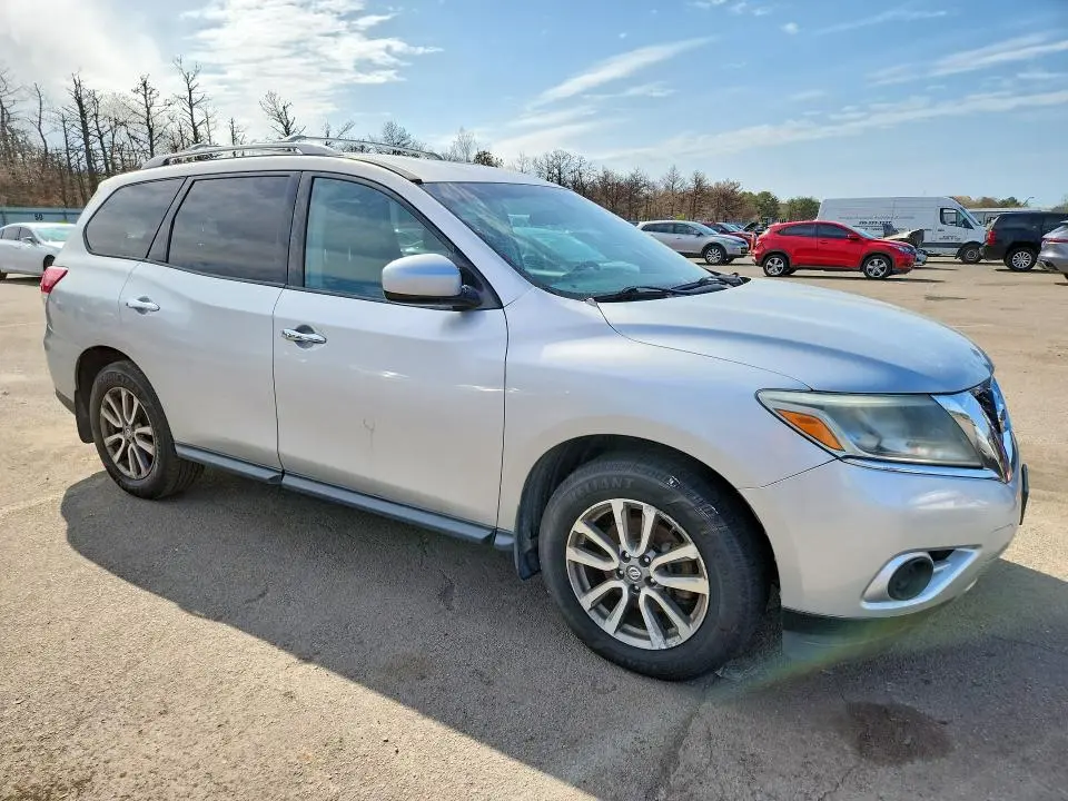 2014 NISSAN PATHFINDER SV  