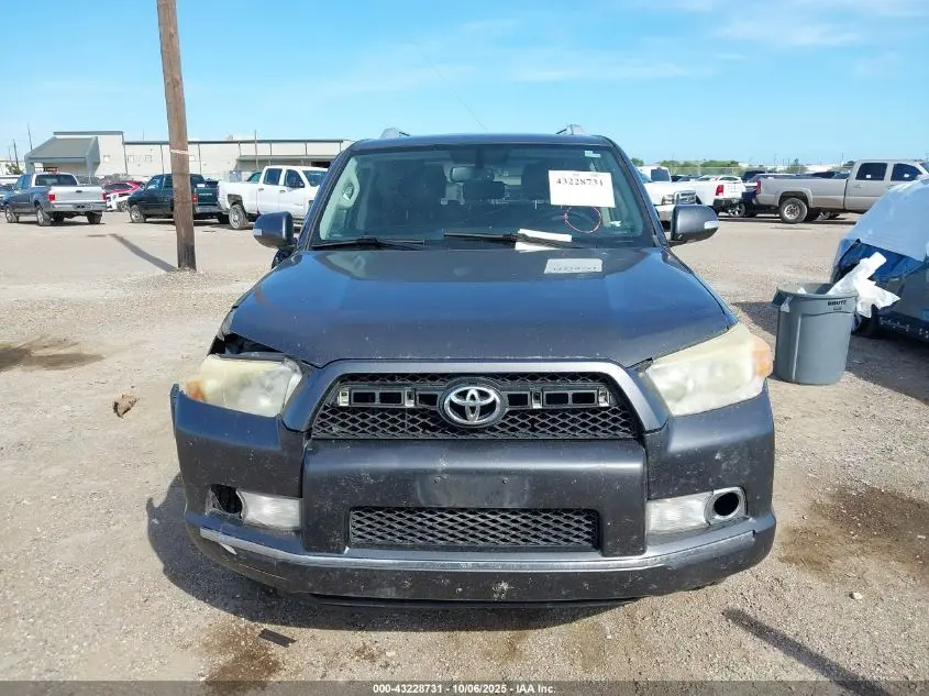 2013 TOYOTA 4RUNNER SR5