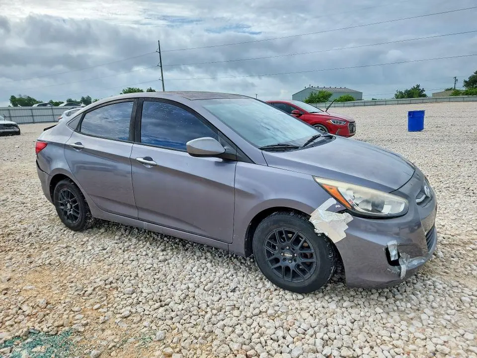 2016 HYUNDAI ACCENT   