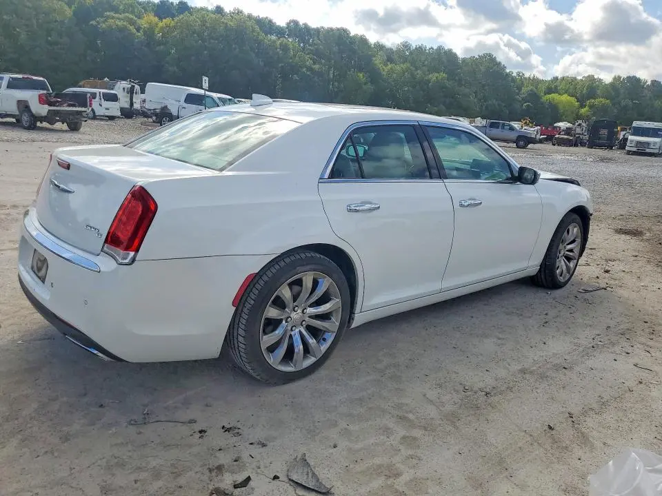 2015 CHRYSLER 300C   