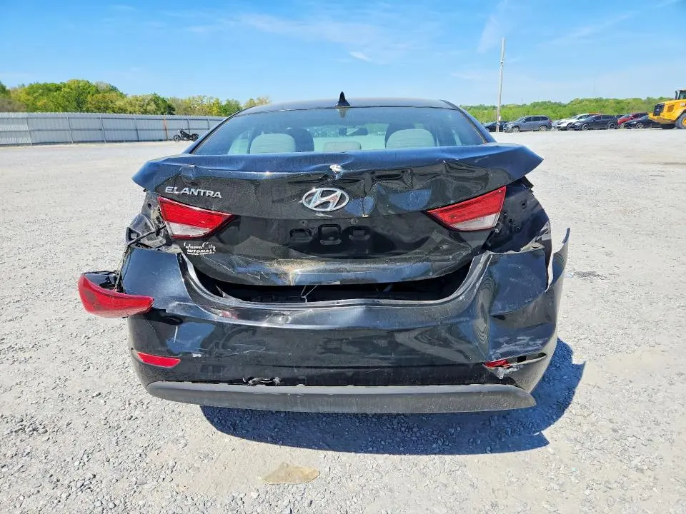 2015 HYUNDAI ELANTRA SE  