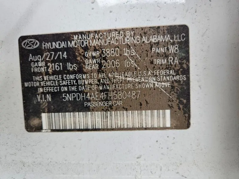 2015 HYUNDAI ELANTRA SE  