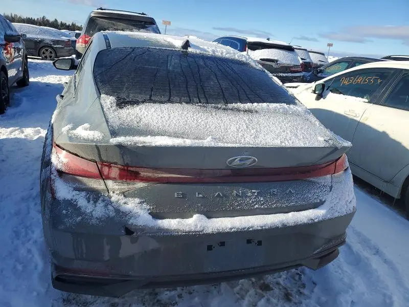 2021 HYUNDAI ELANTRA SEL  