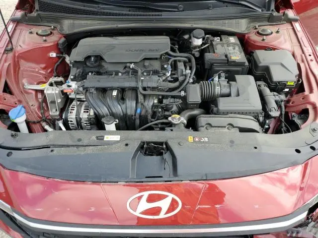 2024 HYUNDAI ELANTRA SEL  