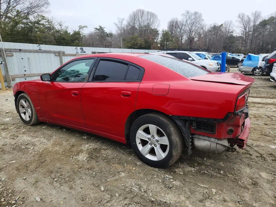 2012 DODGE CHARGER SE  